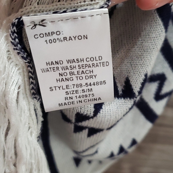 Aztec Fringe Vest - Picture 5 of 5